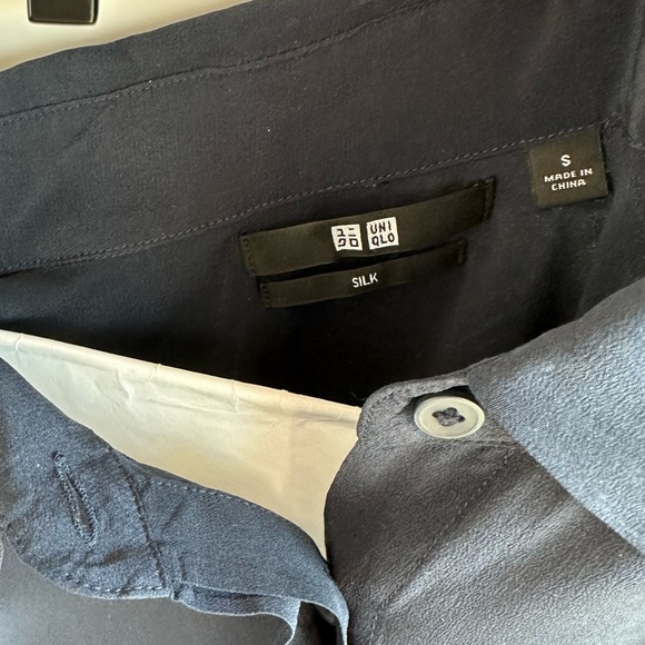 2/$35 Uniqlo silk blouse, size S but fits like XS - Picture 4 of 5